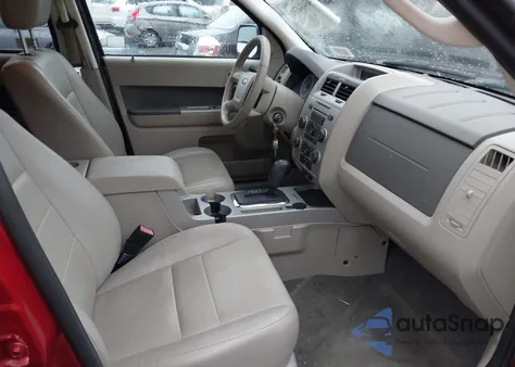 2009 Ford Escape Xlt z USA, uszkodzony, nr VIN 1FMCU93G69KC79790